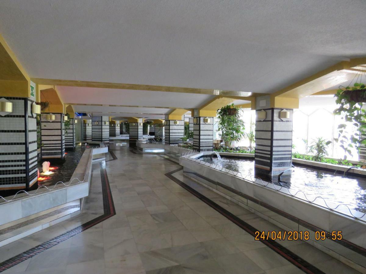 Benal Beach Apartment Benalmádena Eksteriør billede